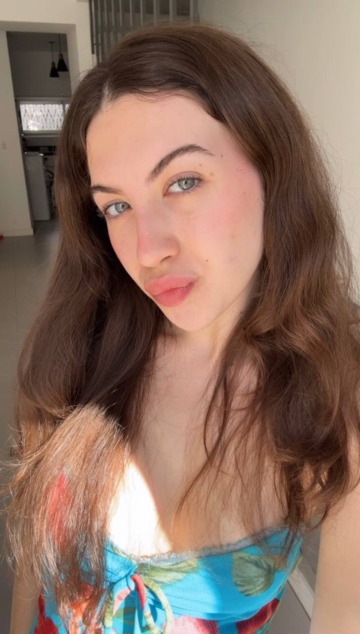 Nude girl Amber in Chelyabinsk